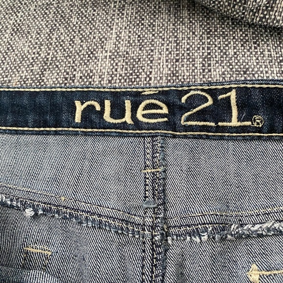 Rue21 denim mini - Picture 4 of 7